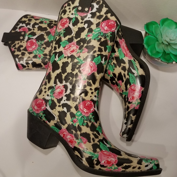 Nomad Shoes - 🎉HP🎉 Nomad YIPPY Rain Boots Animal Print Cowboy